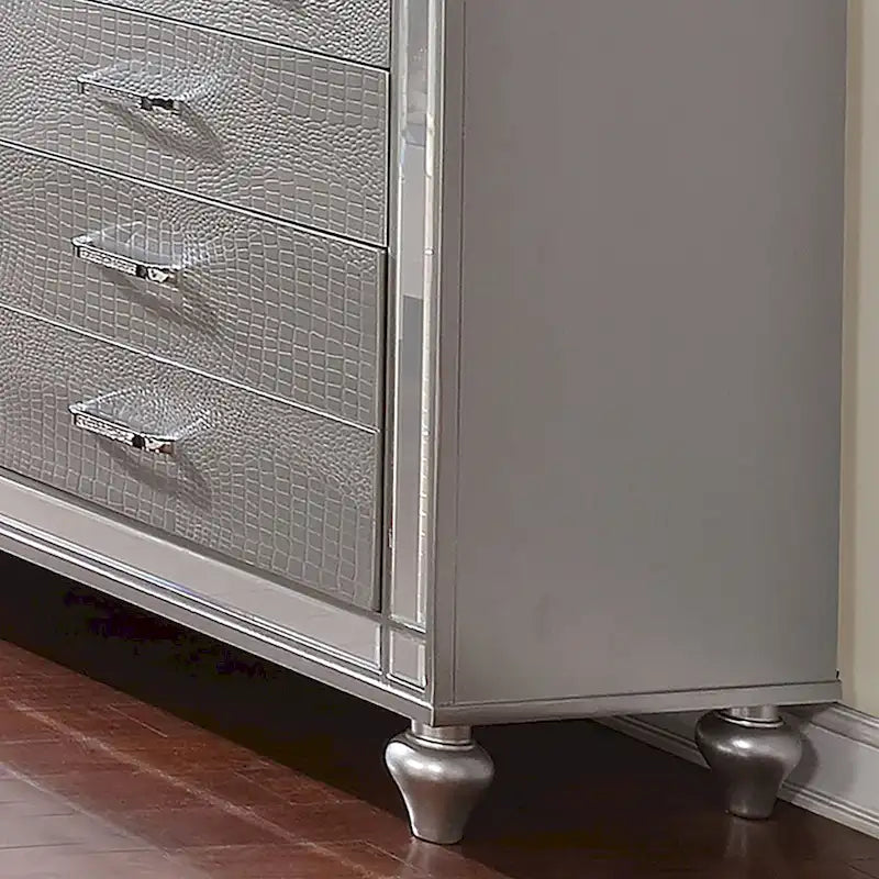 Modern 62-inch Wide Solid Wood 9-Drawer Dresser