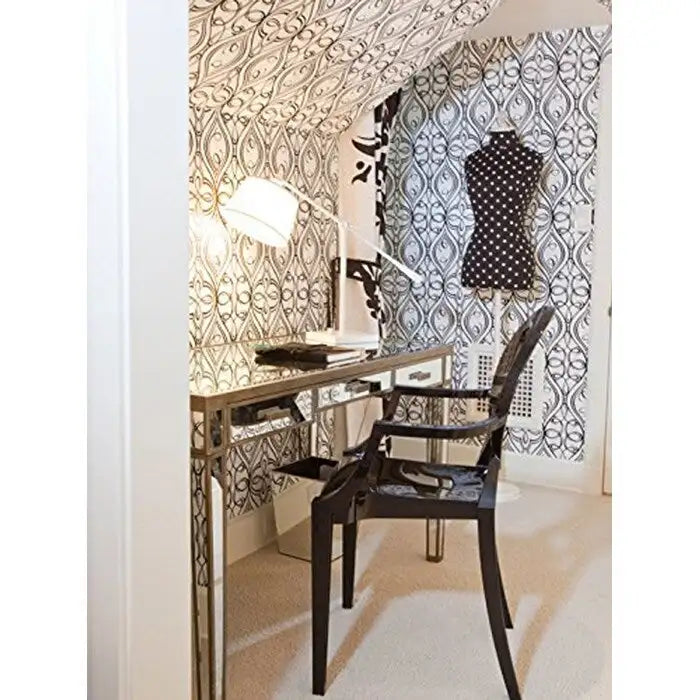 Stackable Acrylic Dining Chair, Oval Back Ghost Kitchen Patio Vanity Armchair for Indoor or Outdoor Use, Clear